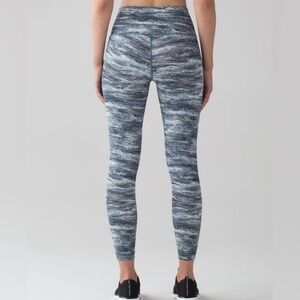 NWT Lululemon Wunder Under Hi-Rise size 4
